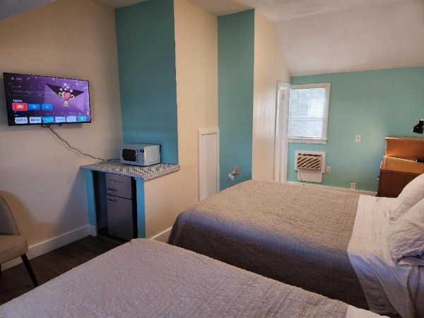 Jonathan Edwards Motel image 15