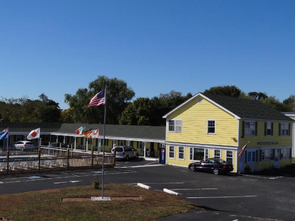 Jonathan Edwards Motel image 25