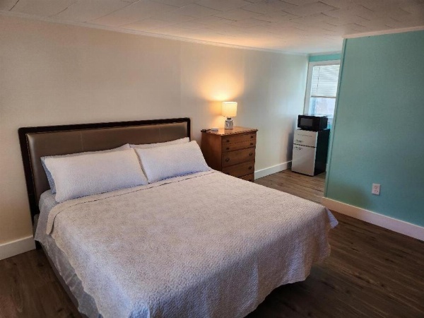 Jonathan Edwards Motel image 8